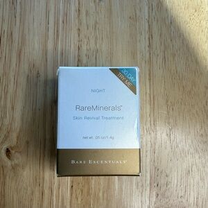 Bare Escentuals RareMinerals skin revival treatment clear. Retired hard to find
